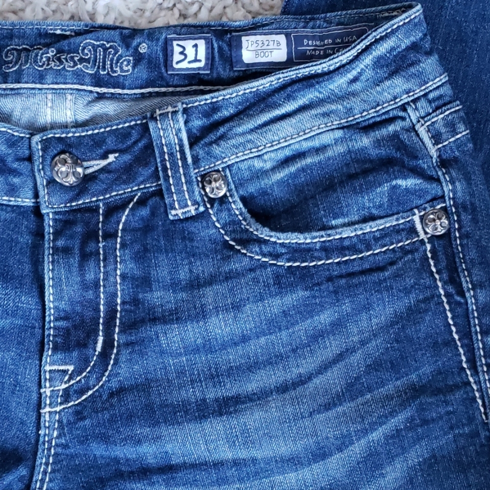 Miss Me Boot Cut Jeans.  Size 31. - Picture 3 of 7